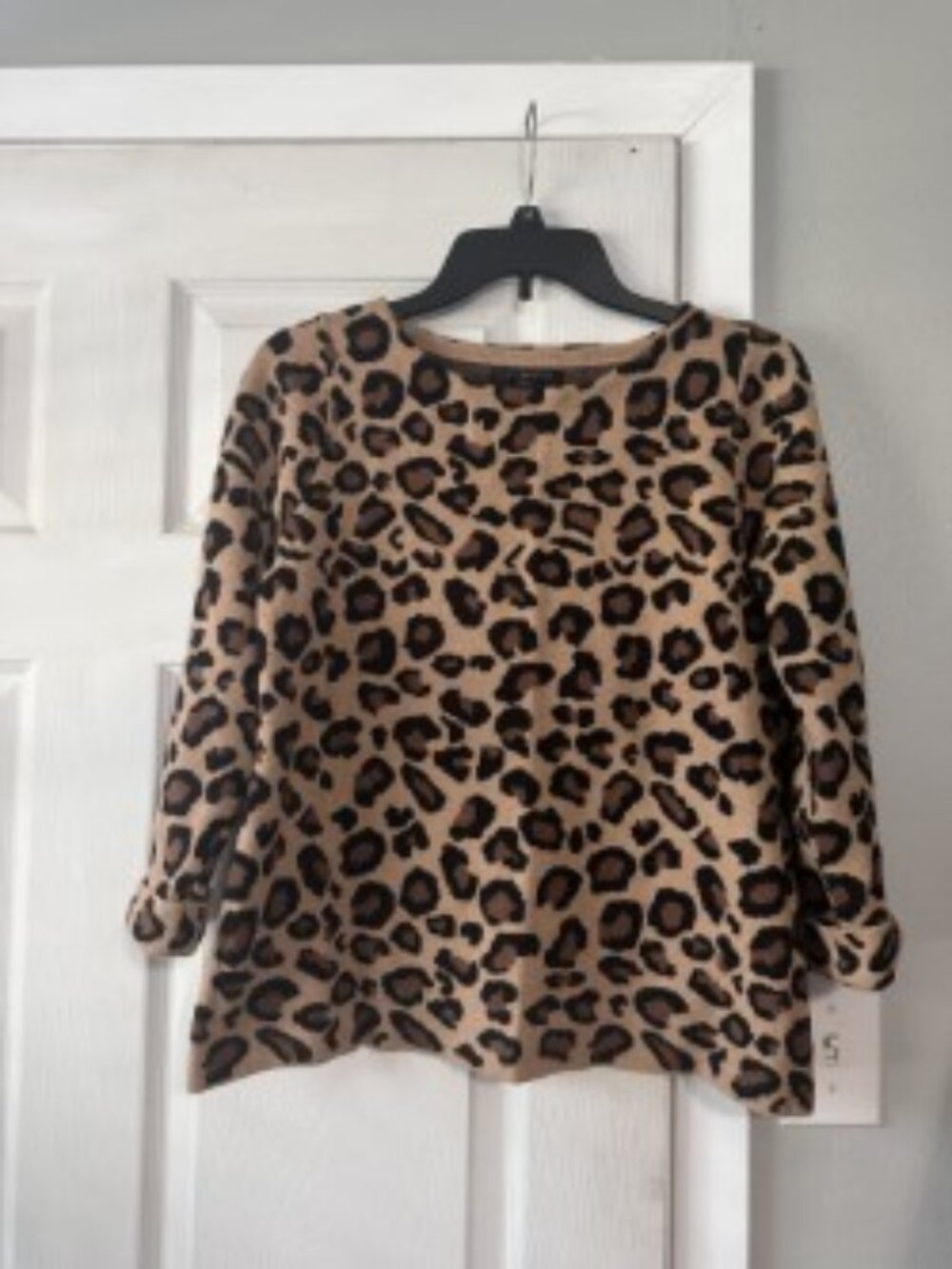 Tahari leopard print sweater